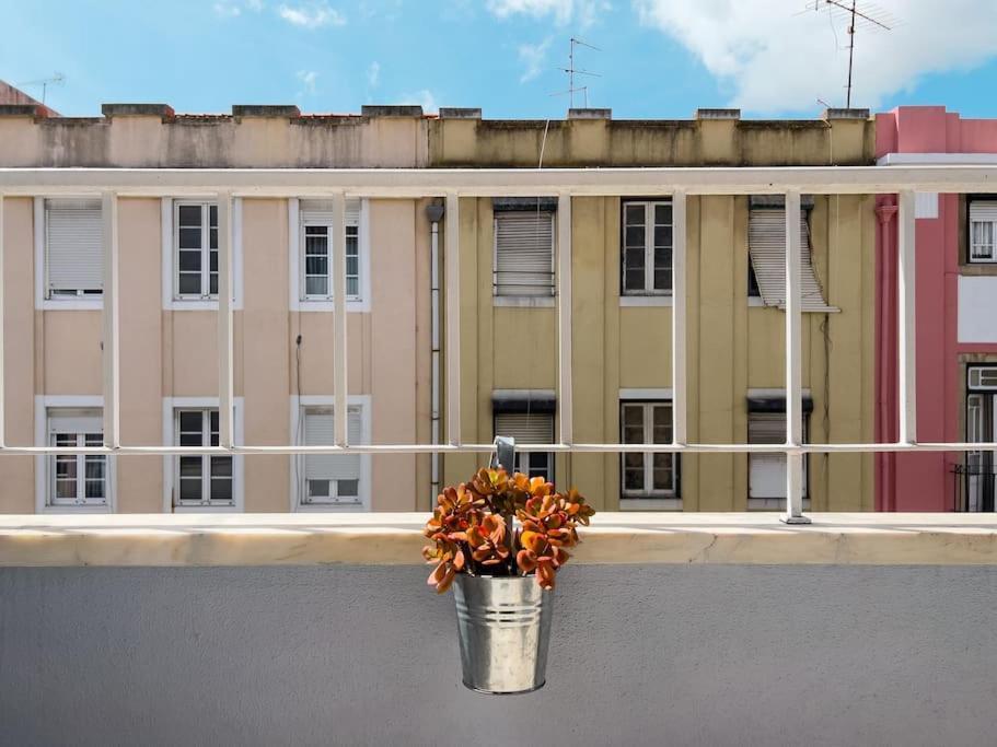 Apartament Olaias Lisbon 2 Bed Near Metro 2 Zewnętrze zdjęcie